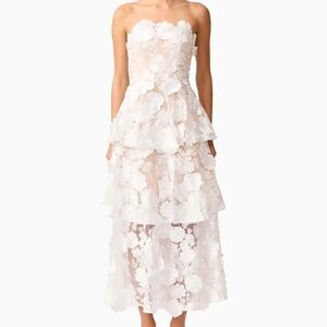 Elliatt 'Selene' Floral Maxi Dress in White (NWT)